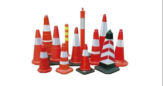 2 Layer Road Barrier Blow Molding Machine 180kw High Speed